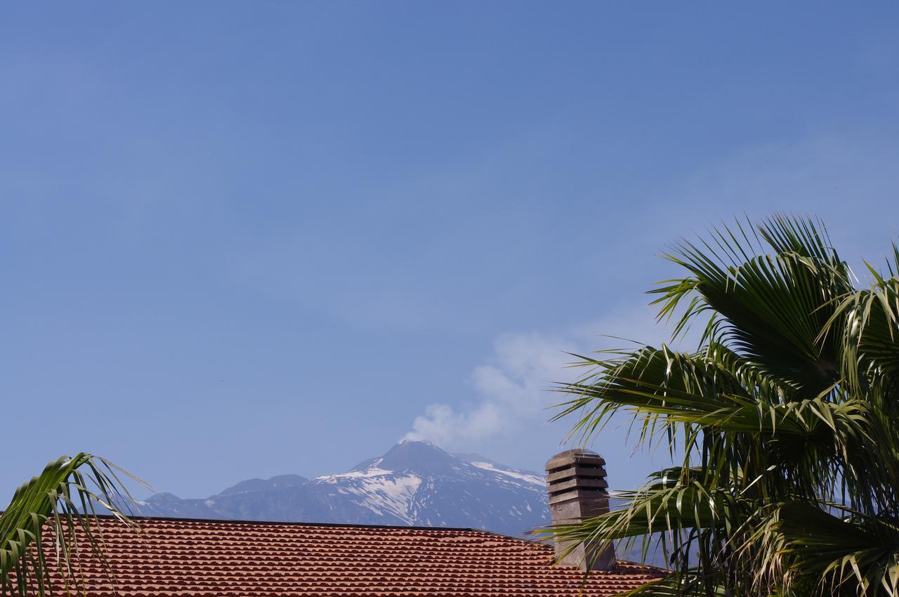 Gli Ulivi Dell'Etna Hotel Linera Luaran gambar